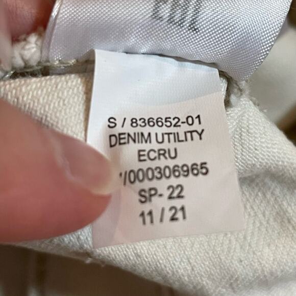 Banana Republic Ecru White denim utility cargo mini skirt size small - Picture 7 of 7